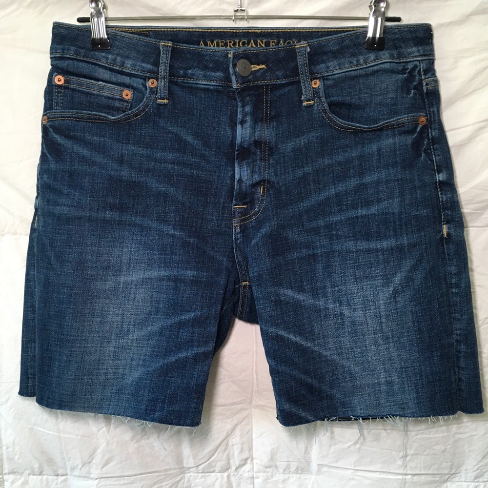 American Eagle Outfitters mens jorts jean shorts Size 32 Inseam 6.5”